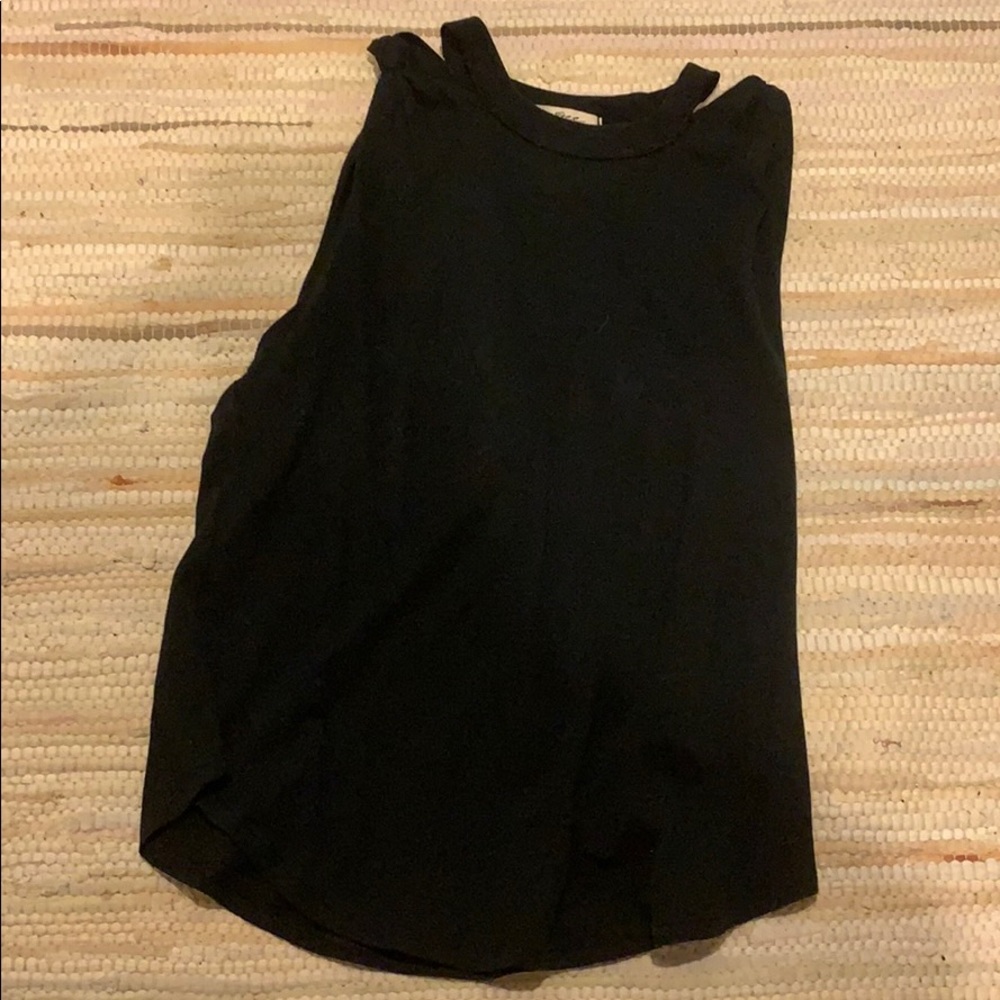 Black free people tank